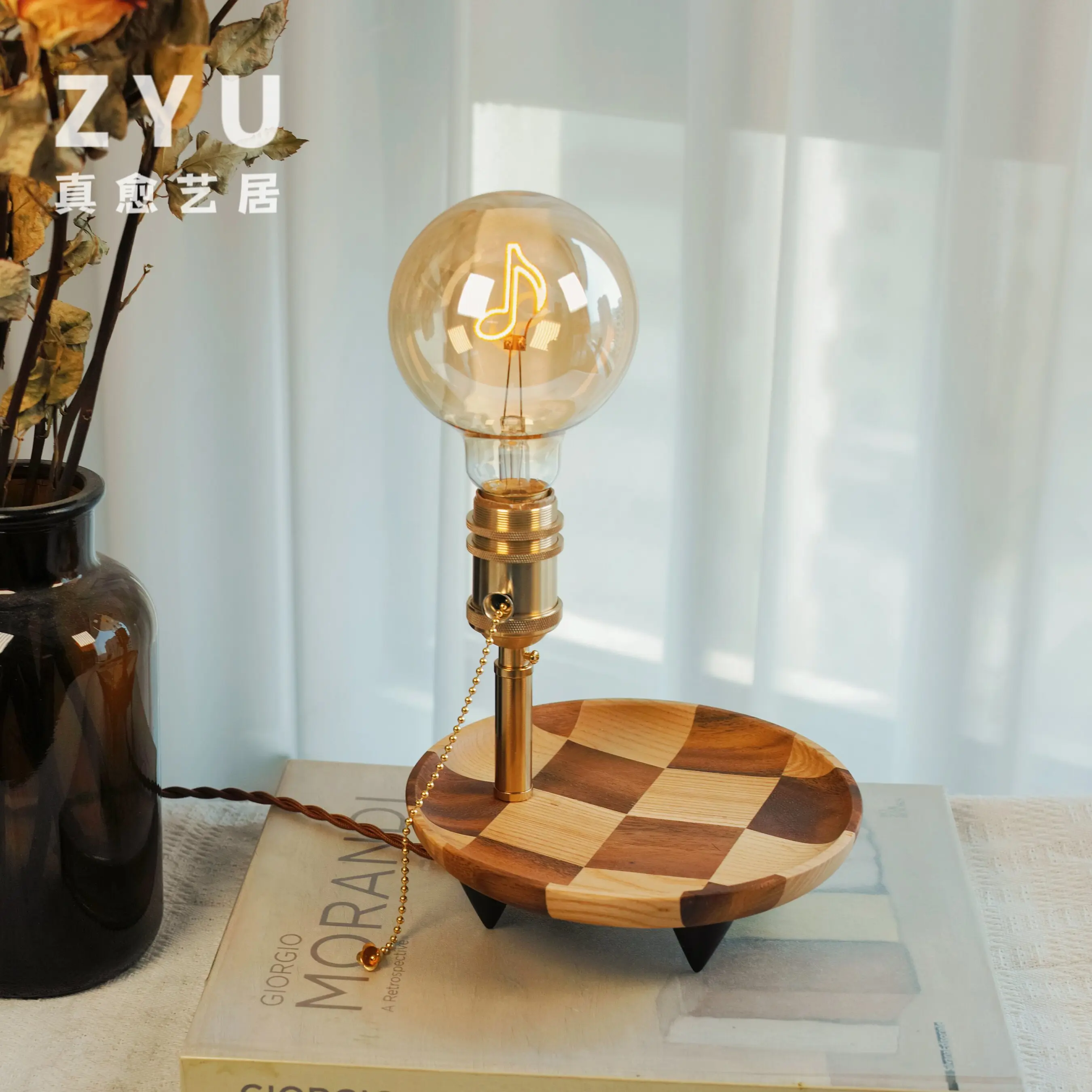 

Medieval American style solid wood desk lamp simple atmosphere decoration ornament bedroom bedside lamp holiday gift