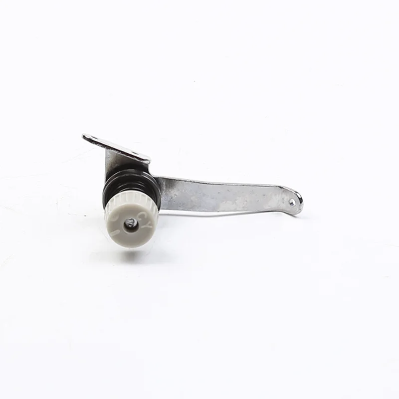 1PCS 1381300400 New Inclined Toyama 8800 Small Thread Gripper (Thin Handle) Suitable for Industrial Sewing Machine Accessories