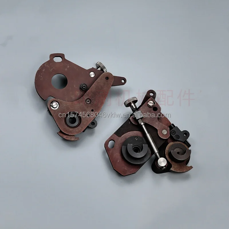 

Best Quality 71.030.232 Water Dampening Support Set for SM102 CD102 Printing Machine Parts Water Roller Drive Bearing Plate Set