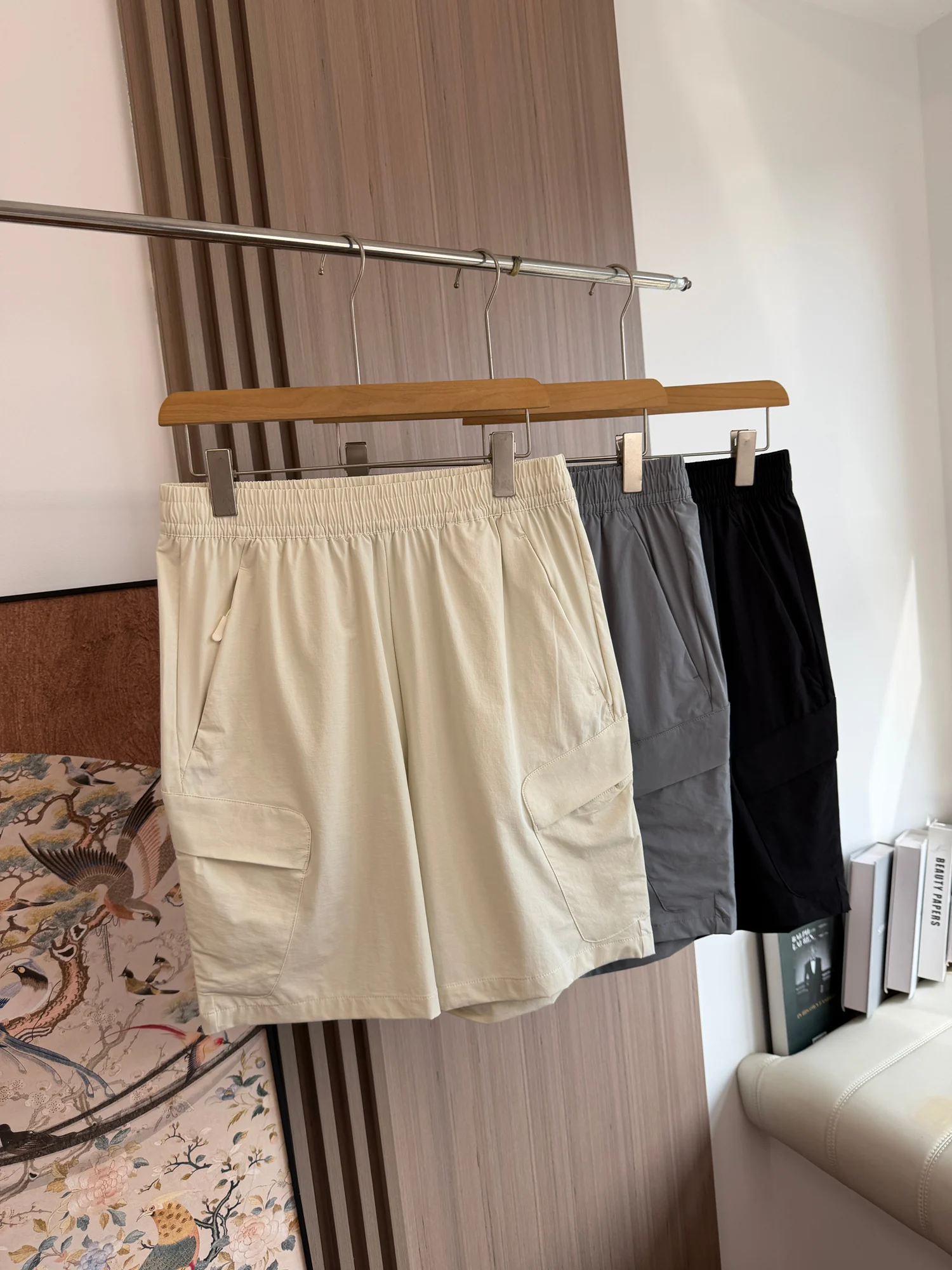 

Comfortable Outdoor Men's Short Pants Quick Dry Moisture Wicking Casual Five-Quarter Length Breathable Summer Workwear Shorts