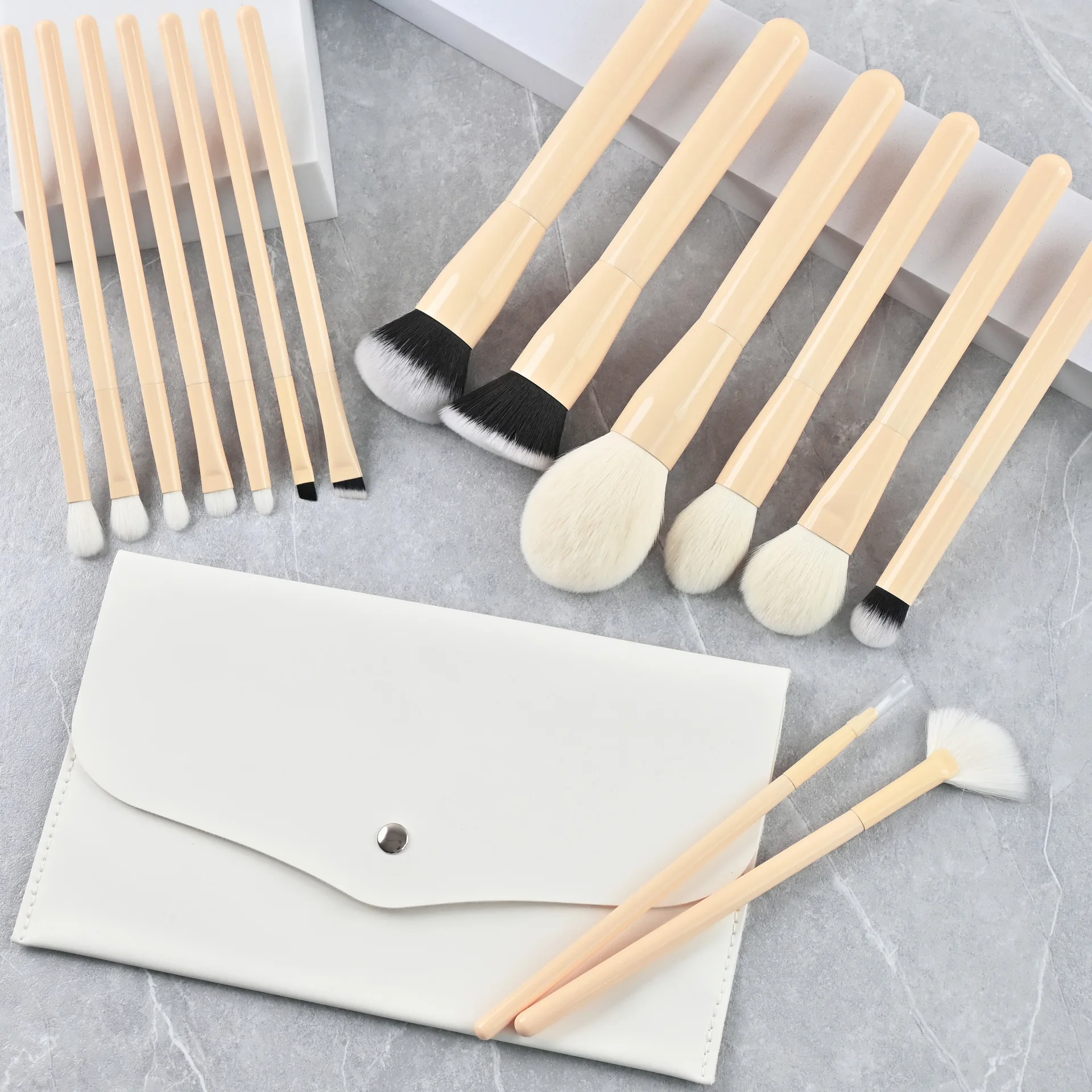 Conjunto de pincéis de maquiagem, 15 peças, cabra, cabelo natural, kit de pincéis brancos, luxo, profissional, academia, logotipo privado personalizado, 5 conjuntos