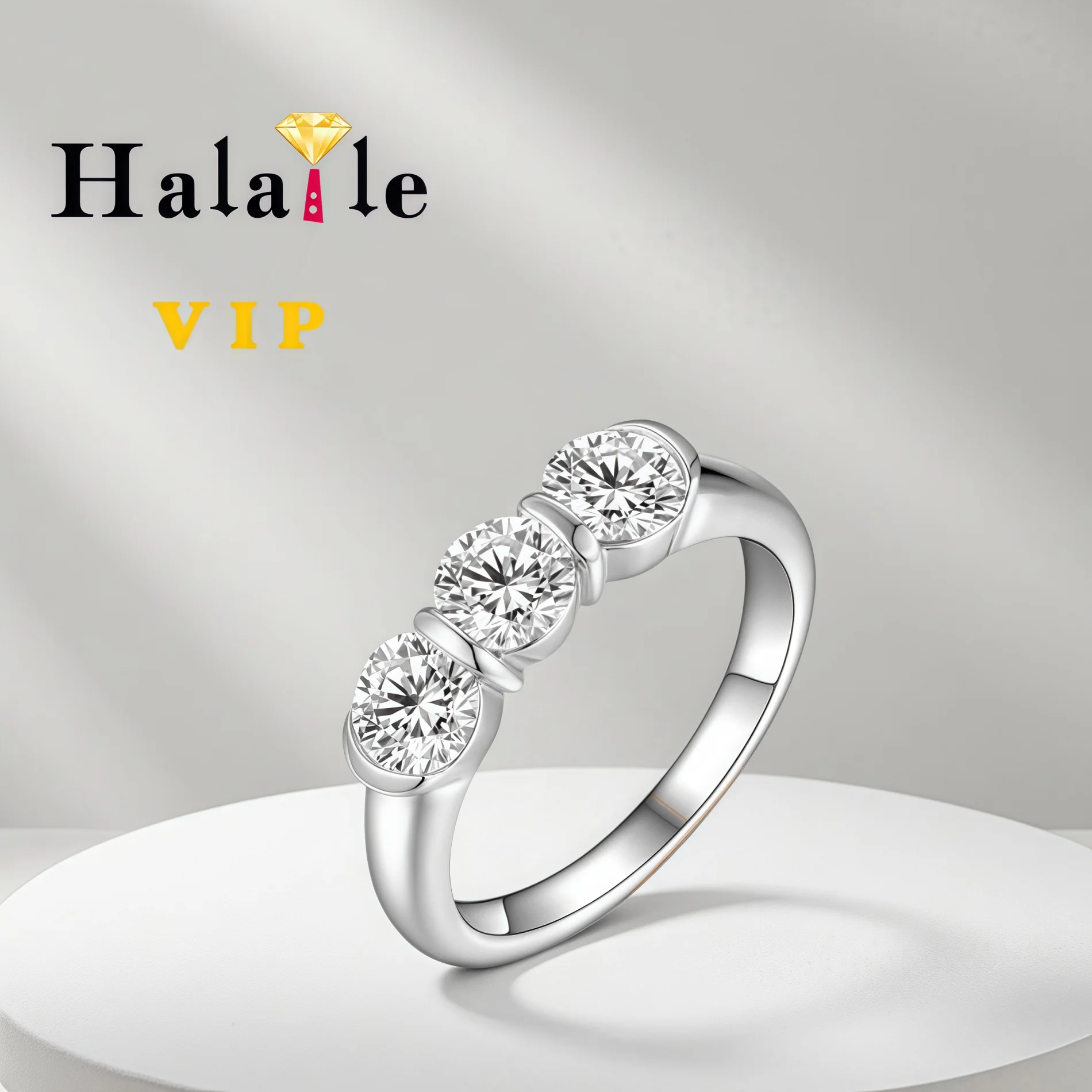 

Halaile 5mm 0.45ct Round Cut Moissanite Ring For Women 925 Silver Sparkling Wedding Gift Fine Jewelry