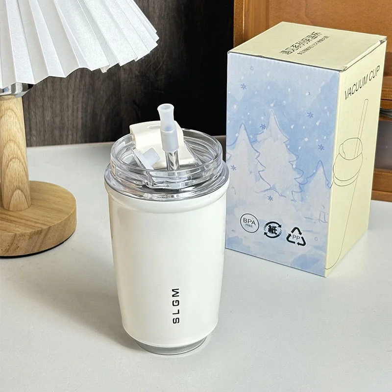 Einfacher weißer, isolierter Wasserbecher aus Edelstahl, tragbare Kaffeetasse für Arbeiter mit weißem Kragen, versiegelt und auslaufsicher