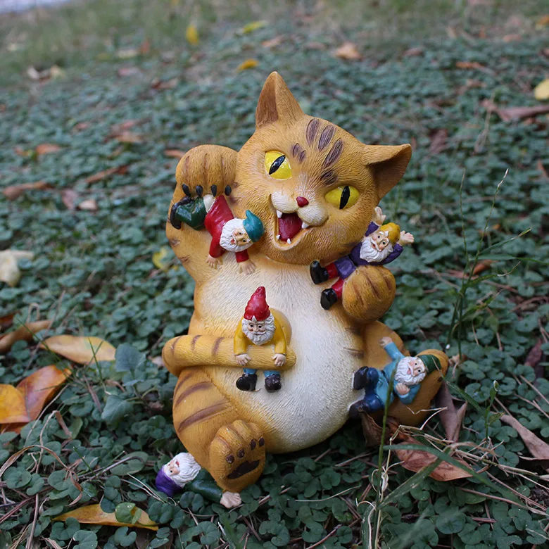 ‌Resin Cat & Dwarf Figurine - Eco-Friendly Garden Decor for Outdoor & Fairy Garden‌