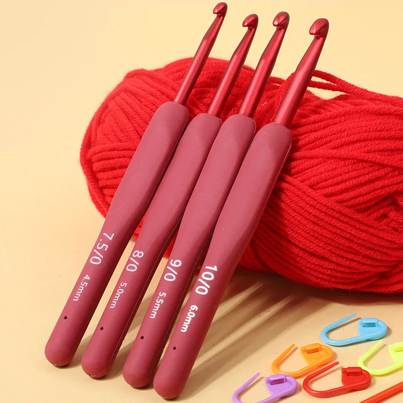 9PCS Red Crochet Hooks Kit for Arthritic Hands,Ergonomic Crochet Hook Soft Needle,2.5-6.0mm Crochet Kit for Beginners