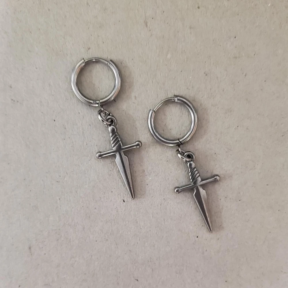 Gothic Bayonet Earrings - Trendy Street Style Punk Sword Jewelry for Men and Women
