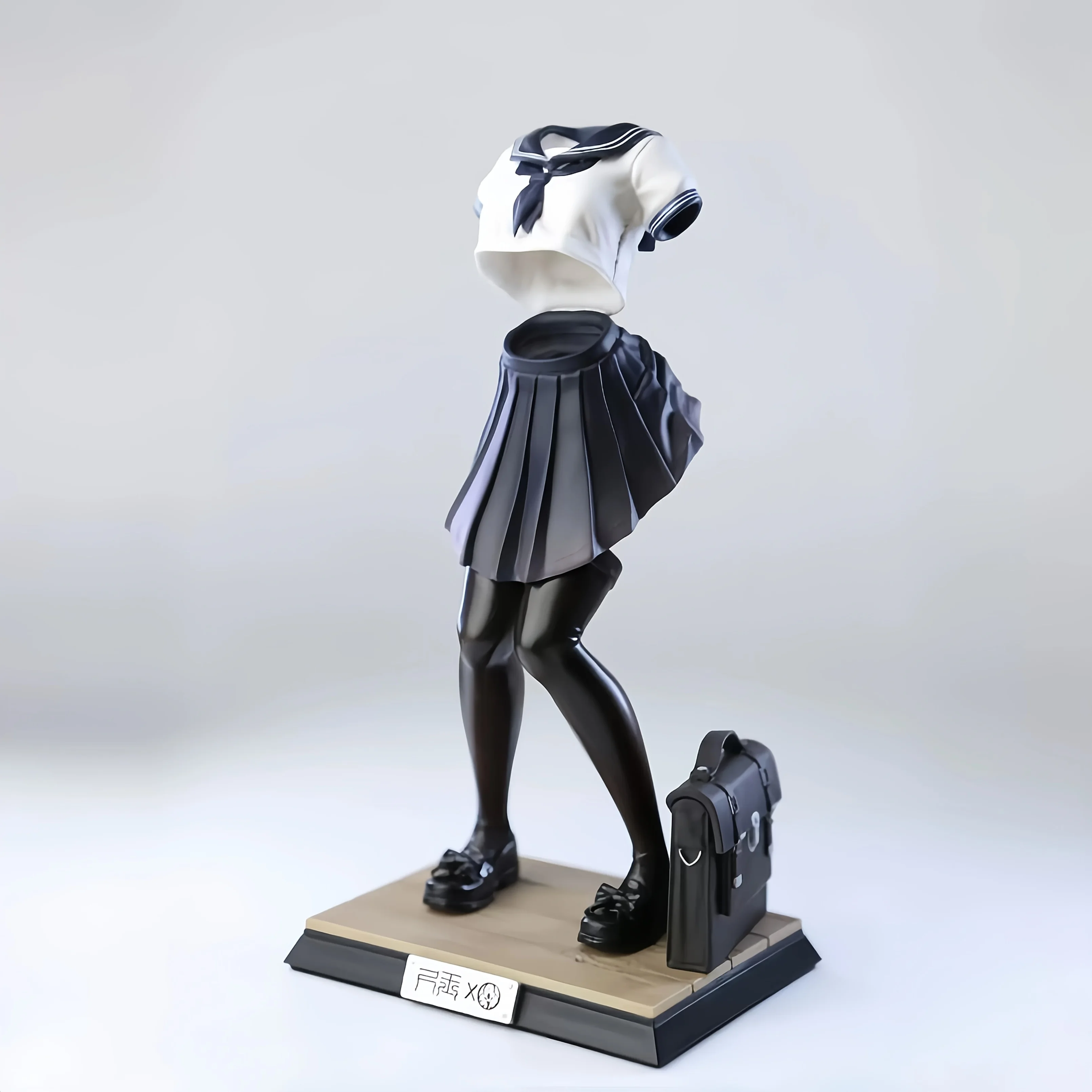 JK w nowych ubraniach Figurki i Statuetki Anime |   Ozdoby do dekoracji wnętrz |   Prezenty festiwalowe i przedmioty kolekcjonerskie