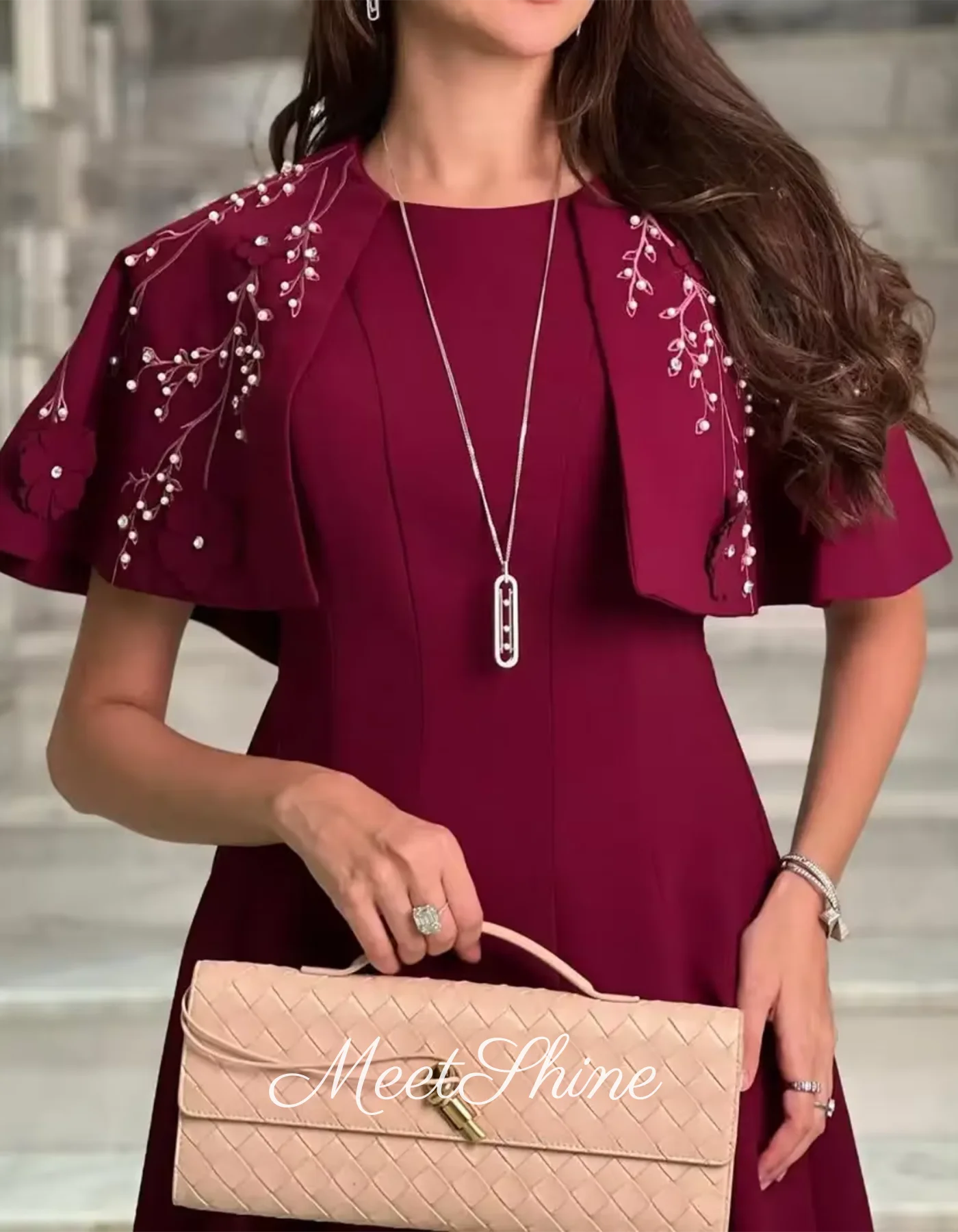 فساتين سهرة حمراء برقبة دائرية طول الأرض فساتين حفلة موسيقية مطرزة بدون ظهر طول الكاحل المملكة العربية السعودية فساتين الحفلات النسائية حسب الطلب