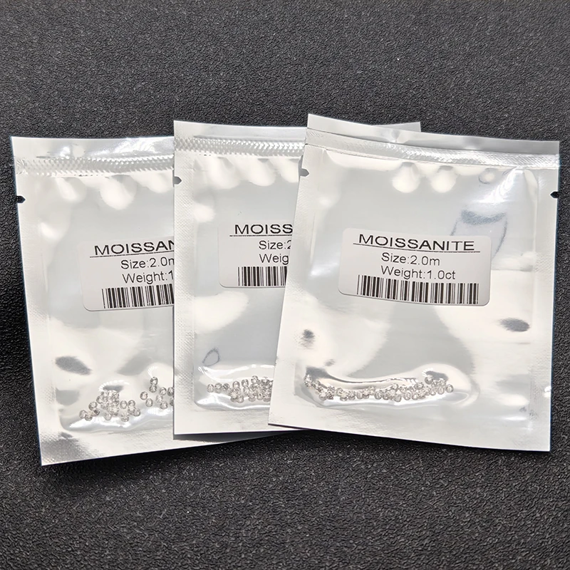 D اللون قيراط واحد في كل عبوة أبيض D اللون أحجام صغيرة مويسانيتي أحجار فضفاضة من 0.9 مللي متر إلى 3.0 مللي متر تمرير إيجابي الماس تستر