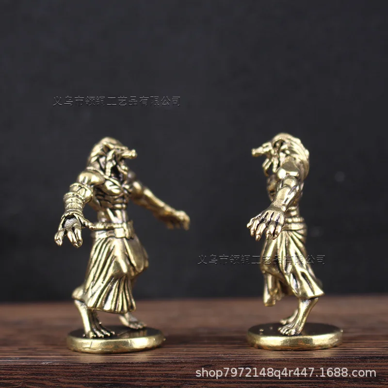 Brass Werewolf Miniature Ornament Accessories Toys Vintage Blood Moon Werewolf Action Figures Desktop Decor Board Game Pieces