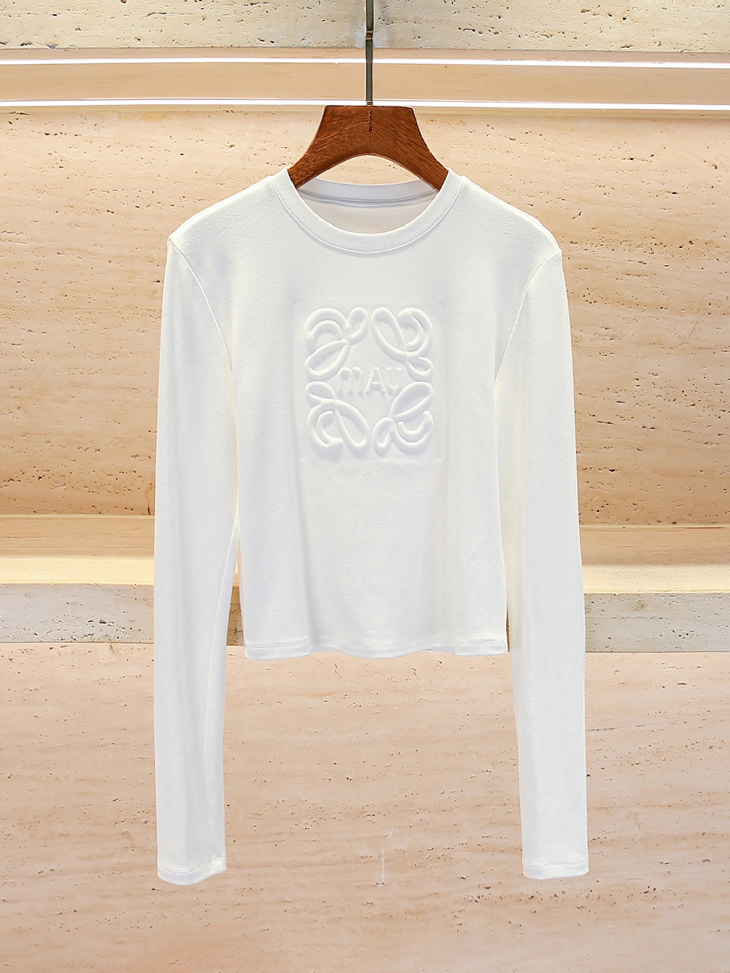 

Повседневная футболка с буквенным принтом, облегающая футболка для женщин, элитный осенне-зимний дышащий топ для поездок на работу, круглый, Ne Long Sve