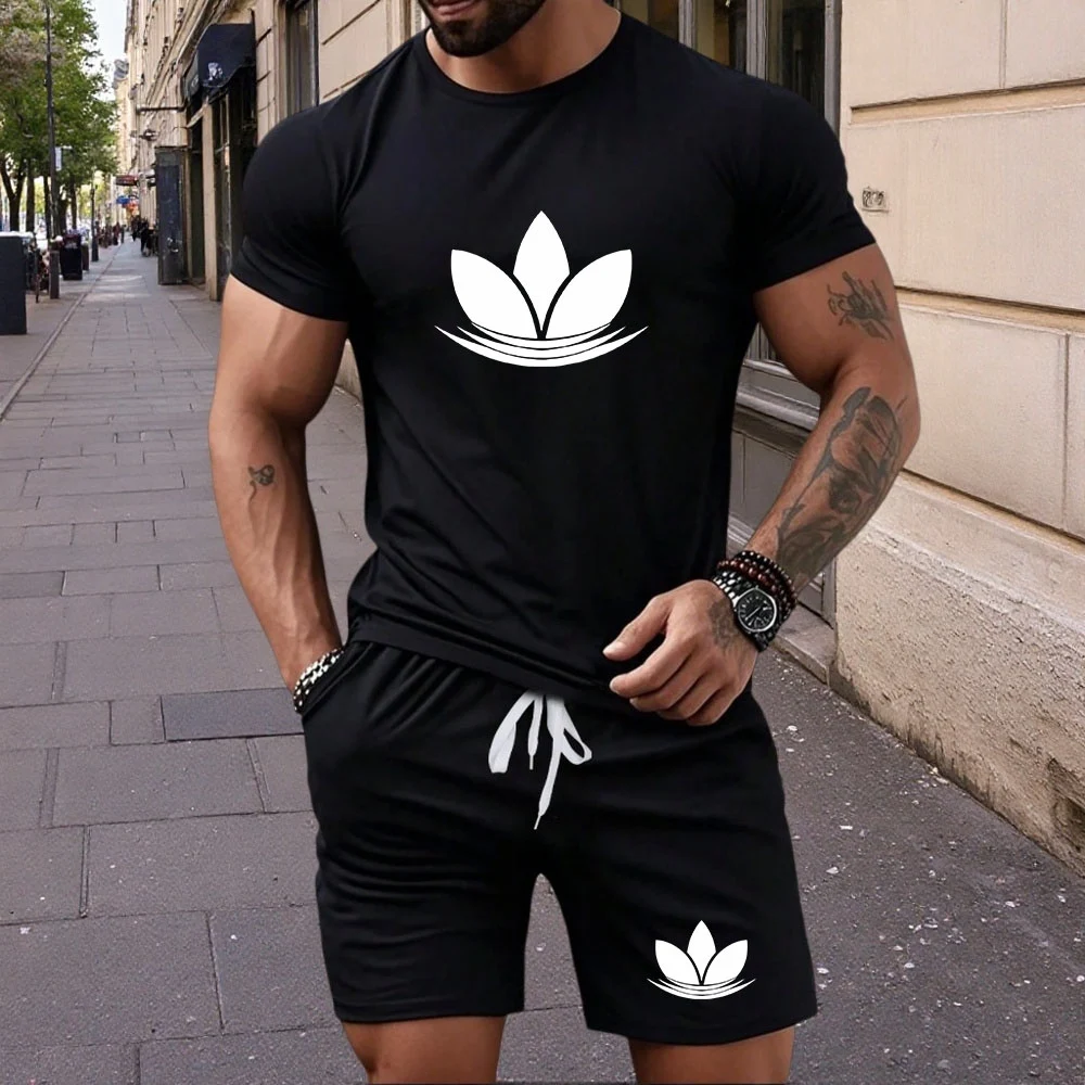 

New Summer Men's Casual T-Shirt and Shorts Two-Piece Set Relaxed Fit Men's Short-Sleeve Breathable Athletic Set Two-Piece Set