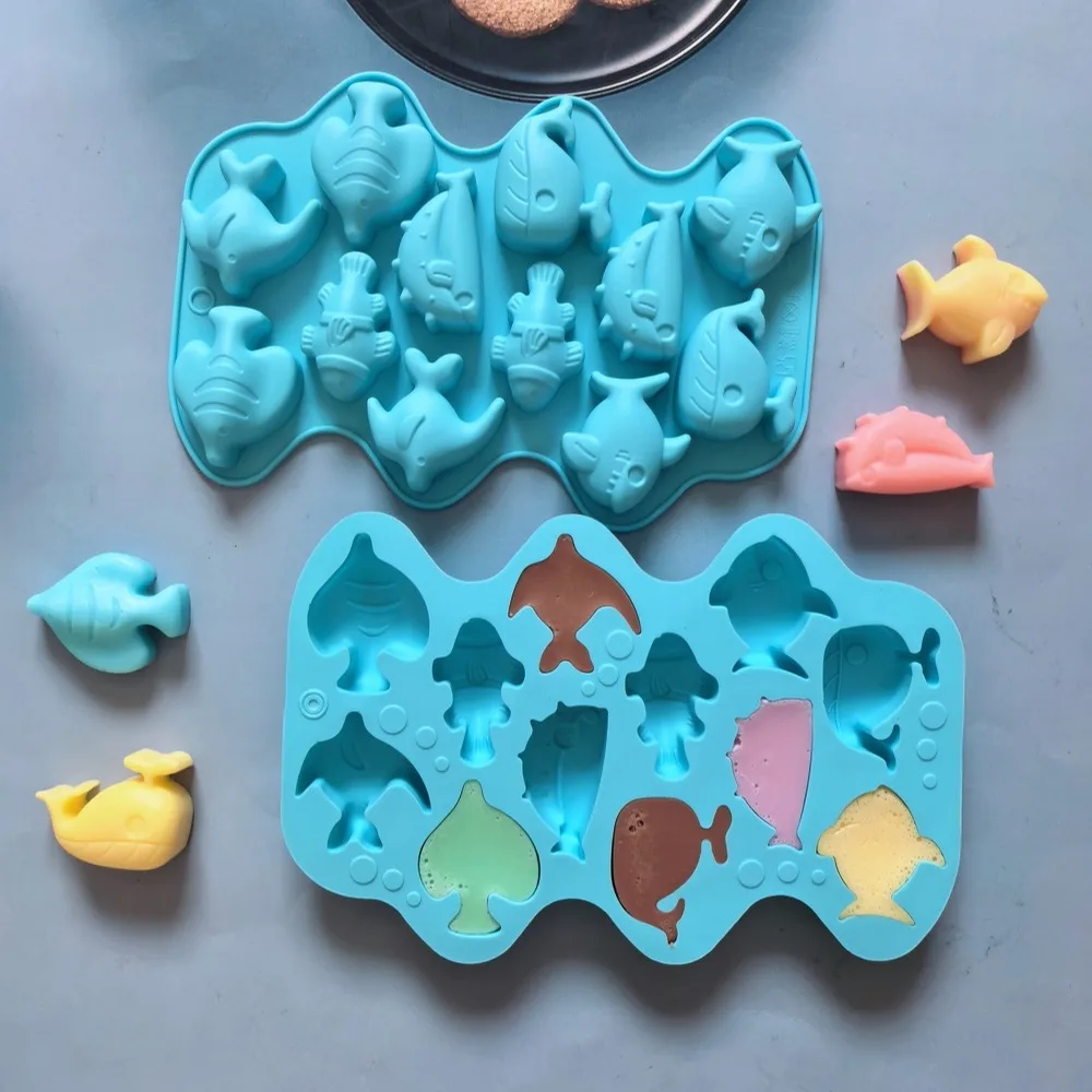 1pc 12 hole 6 models, small fish shaped chocolate silicone mold, candy, chocolate, biscuit, handmade baking tool for kitchen