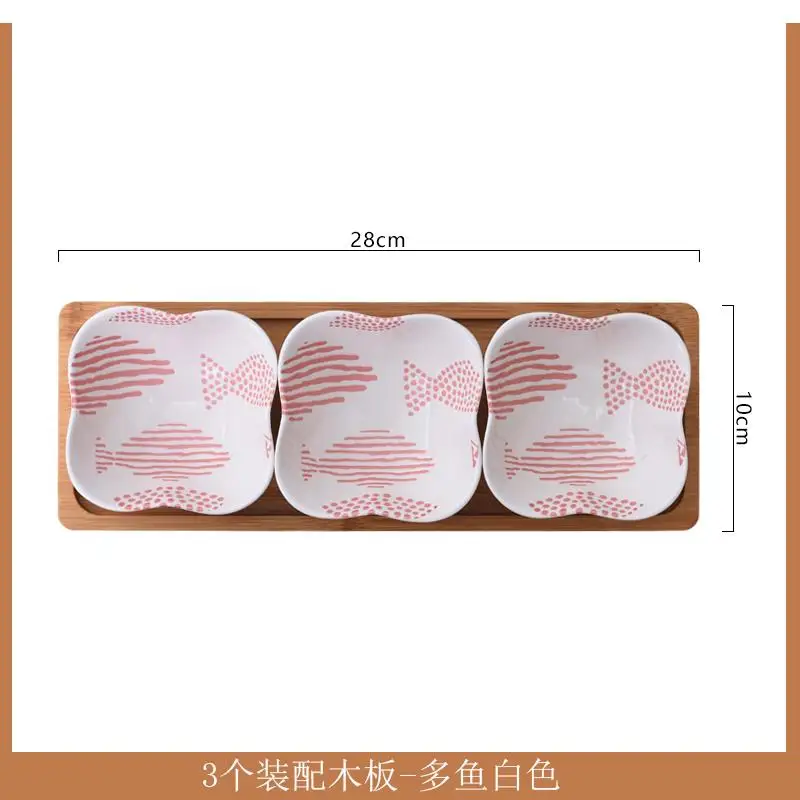 Prato de lanche de cerâmica, base de madeira, sala de estar, prato de frutas, vinagre, caixa de doces, planta lateral, flor seca