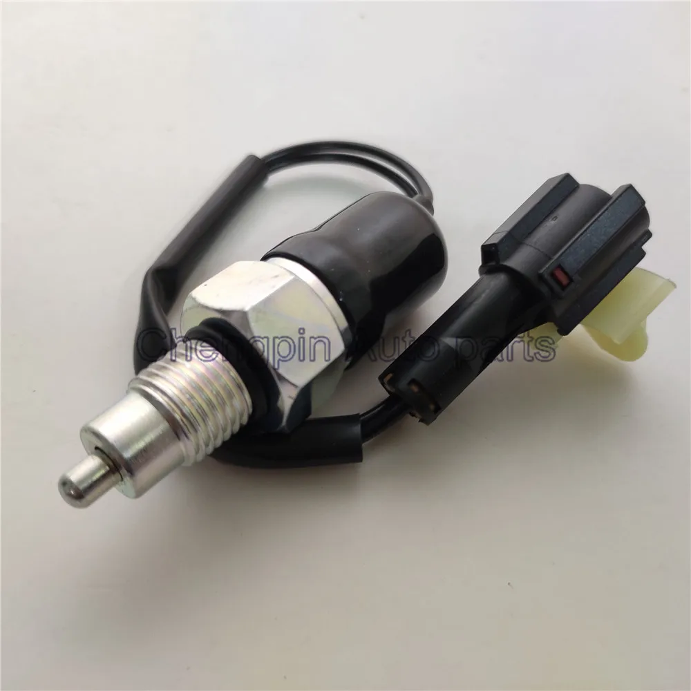 10PCS 95216947,95224024,96314357,96610001 Brake Lamp Switch/Stop Back Lamp Reverse Switch For Chevrolet Daewoo Kalos Matiz