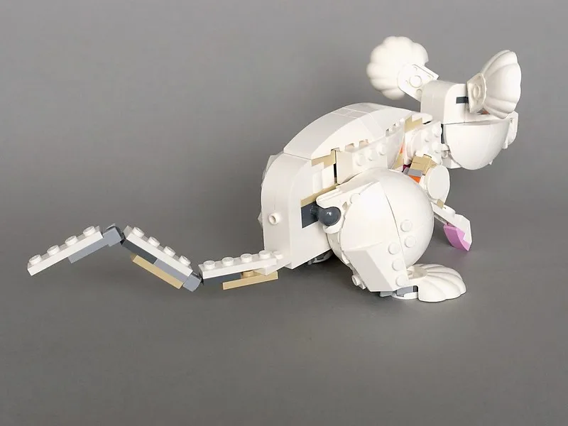 ชุดตัวต่อโมเดลหนูทดลองสีขาว MOC 201 ชิ้น ขายดี ของเล่นประกอบสำหรับเด็ก ของขวัญเซอร์ไพรส์เทศกาล