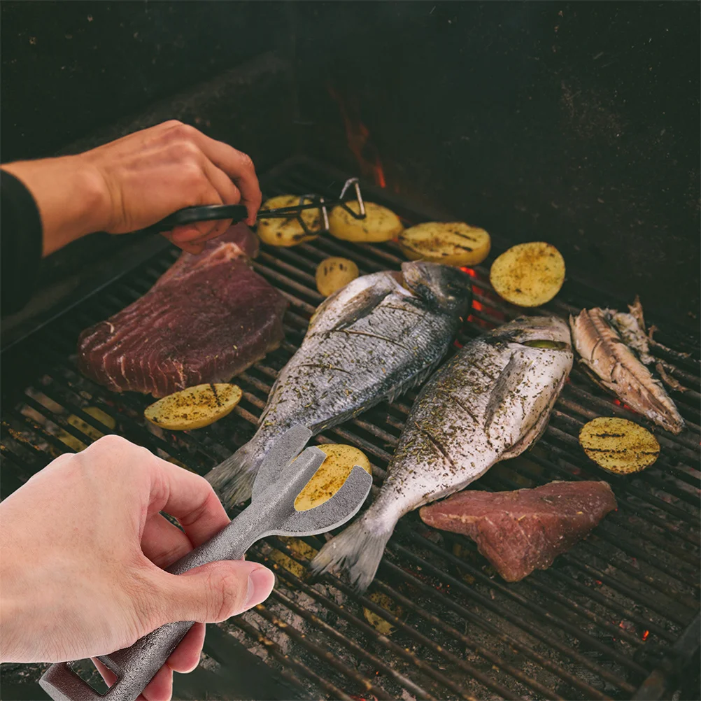 

2Pcs Cast Iron Steak Plate Fork Hot Plate Grippers Frying Pan Clips Fajita Platter Tongs Barbecue Grill Accessories