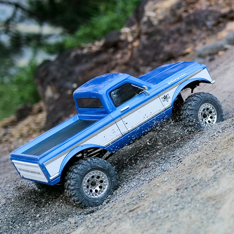 136100PRO 1:10 Brushless Carbon Fiber FOC Simulate Climbing Car Four-Wheel Drive Remote Control RC Model Off-Road Vehicle