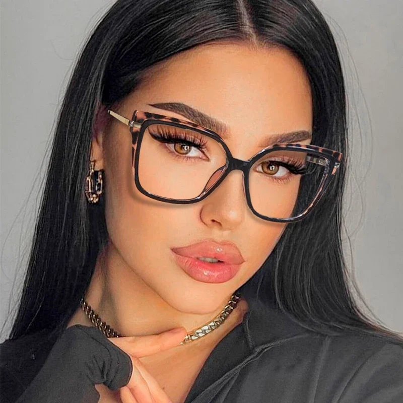 Vintage Glasses Frames For Women Latest Trends Fashion Square Transparent Optical Lenses Anti Blue Light Clear Eyeglass Luxury