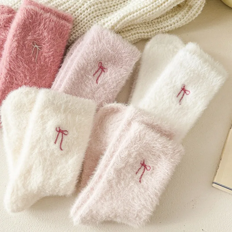 

5 Pairs Autumn Winter Fleece Bow-Tie Plush Socks Woman Cute Sweet Mid-Calf Socks Thickened Warm Home Sleep Short Socks for Girls