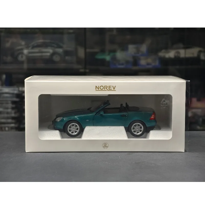 

Diecast NOREV 1:18 Scale BENZ SLK Convertible 1996 Alloy Car Model