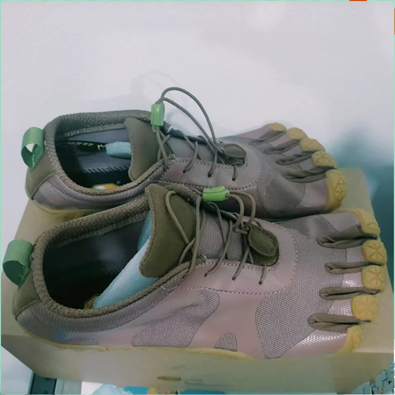 

2025 New Deep Squat Hard Pull Shoes Mens Designer Weightlifting Trainers Indoor Fitness Shoes Mens Mens Black White