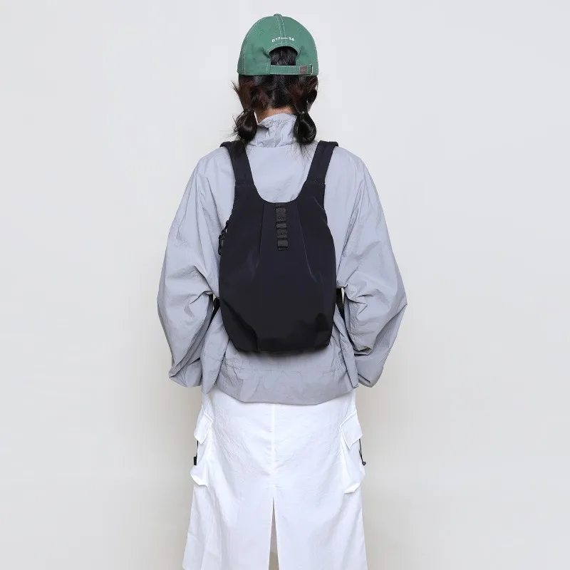 

Lightweight Outdoor Backpack for Men and Women Niche Vest Backpack Hiking, Sports Cycling Travel Small Book Bag Cross-border