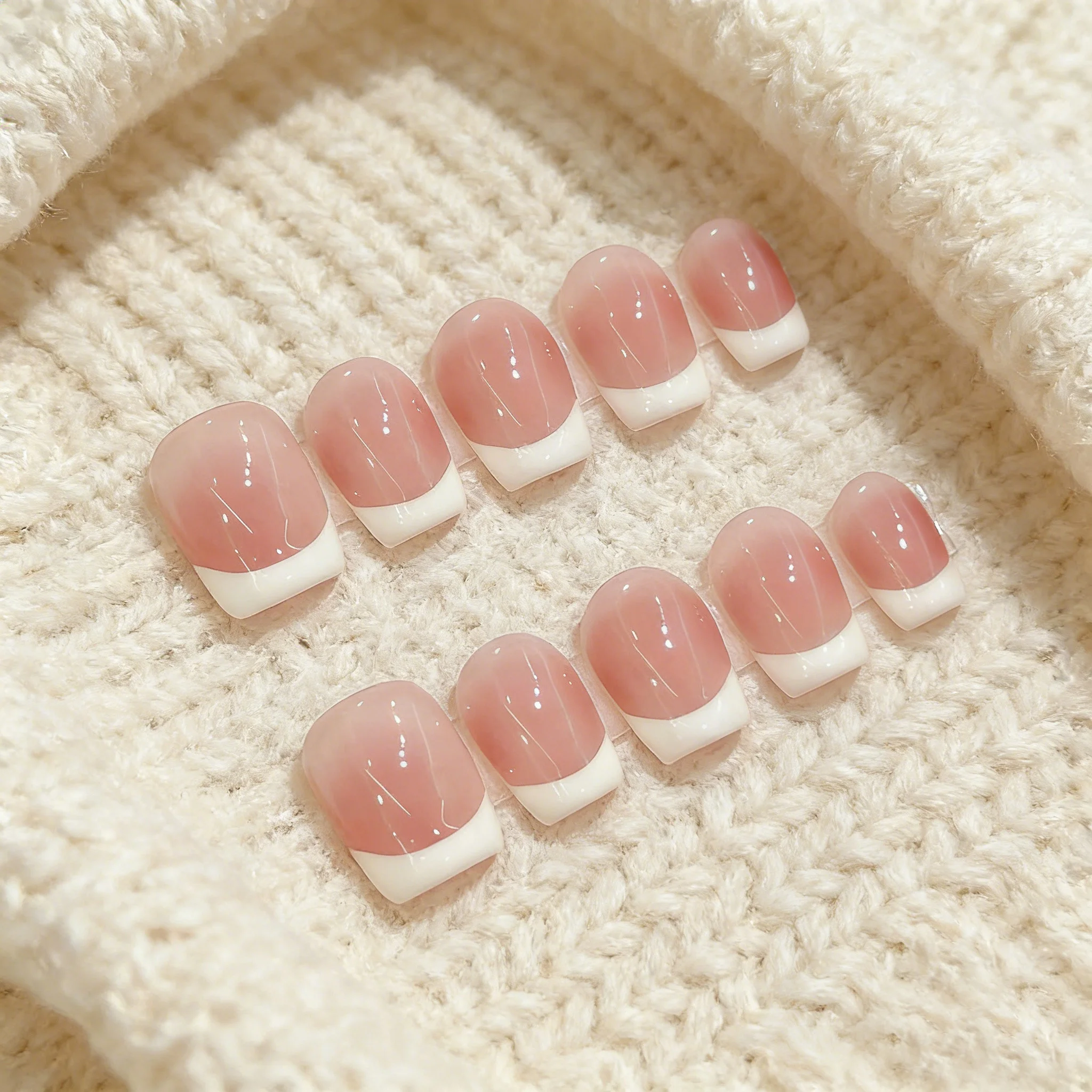 

10pcs Cream Pink French Handmade Nails Nude Ombre Cat Eye Press on Nail Short Ladder False Nail for Women&Girl Fake Nail Art