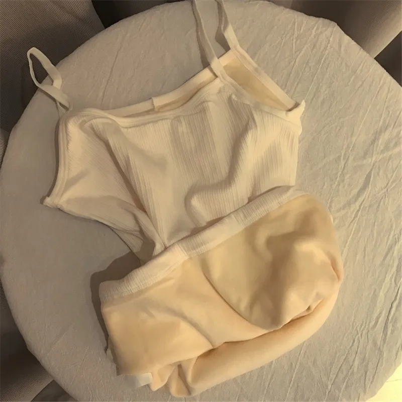 Canotta da donna sexy solido senza schienale stile coreano tenero magro bello semplice accogliente top tutto-fiammifero inverno addensare caldo moda Ins