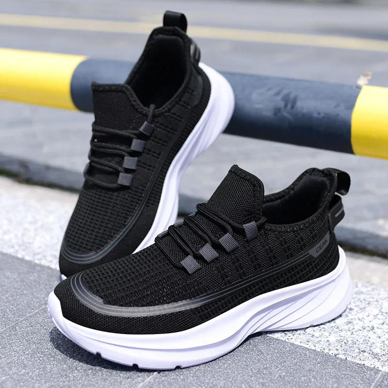 

2025 New Autumn Men's Sneakers Lightweight Breathable Running Shoes Comfortable Mesh Casual Sneaker Outdoor Lace Up Tennis Shoes