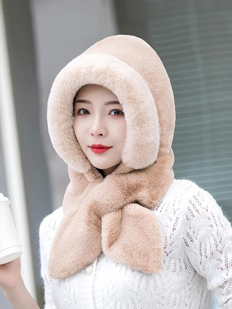 Thickened Scarf Hat Two-Piece Set Warm Plush Ear Protection Winter Fashion Cute Style One-Step Convenience Fall 2025 Trend
