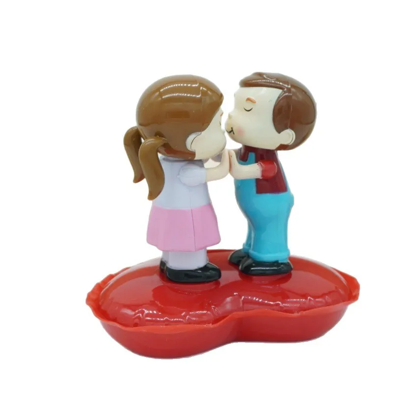 Bonito beijando casal brinquedos solares criativo engraçado girando beijando casal desktop decoração do carro ornamentos dos desenhos animados casal brinquedos solares