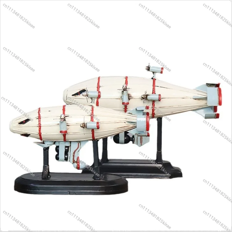 For World War II Soviet Red Police Kirov Airship Model 8090s Nostalgic Creative Bar Window Ornament