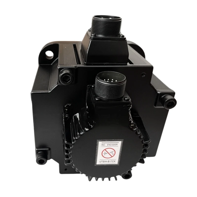 محرك سيرفو جديد في الصندوق Yaskawa SGMGH-20ACA61 متوفر في المخزون