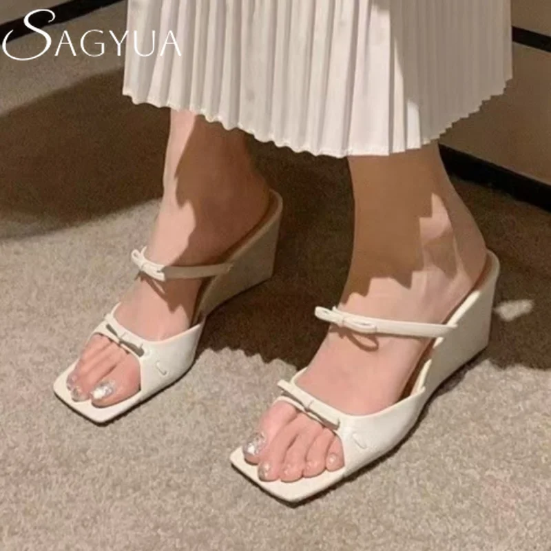 

Bow Square Toe Wedges Slippers Women Heeled Sandals Casual Shoes 2025 Trend Summer Dress Elegant Loafers Comfort Open Toe Slides