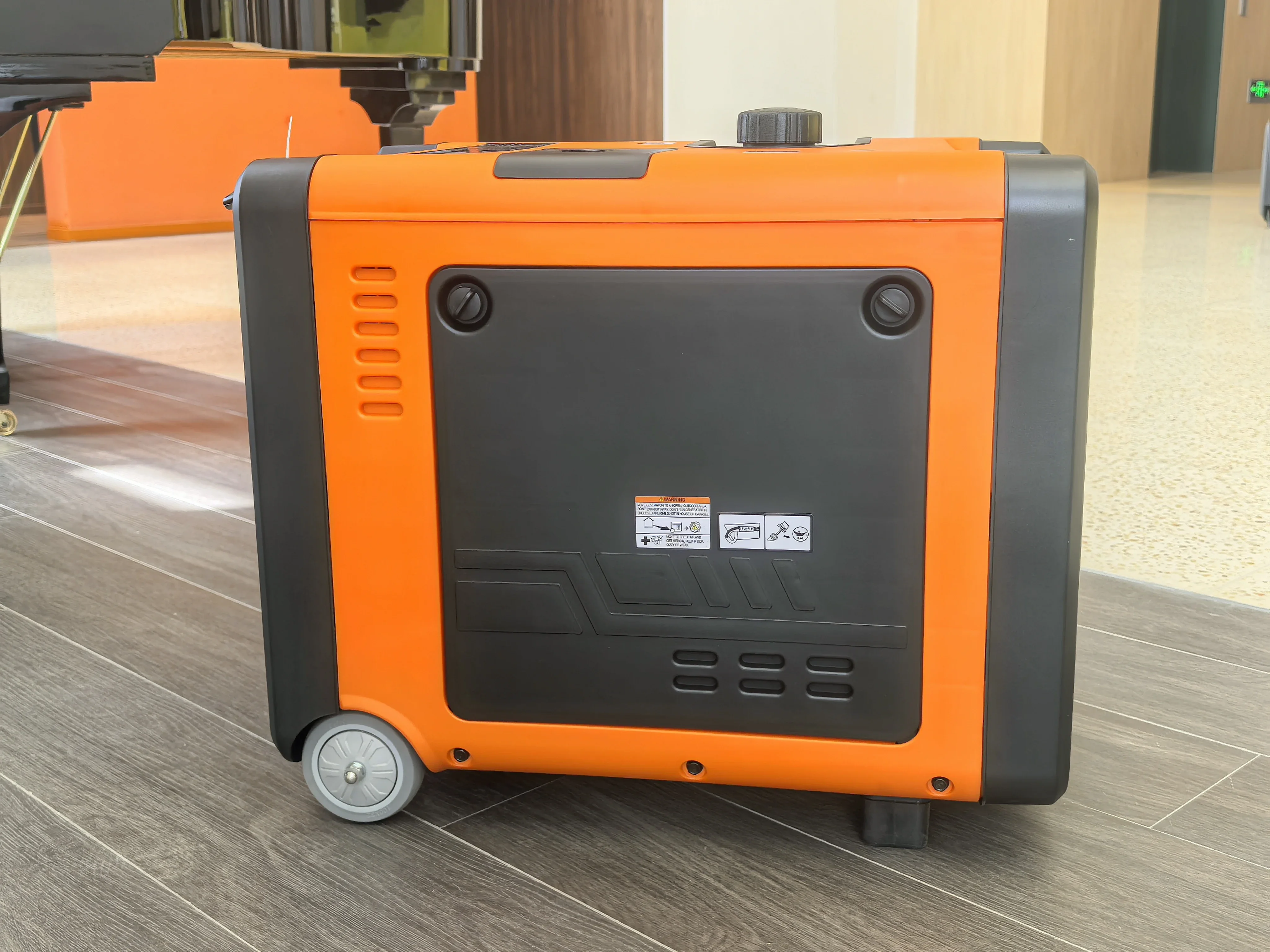 YHS Fast Delivery 4000W 4500W Portable Soundproof Gas-oline Inverter Generators with Electric Start for Emergency Power Backup