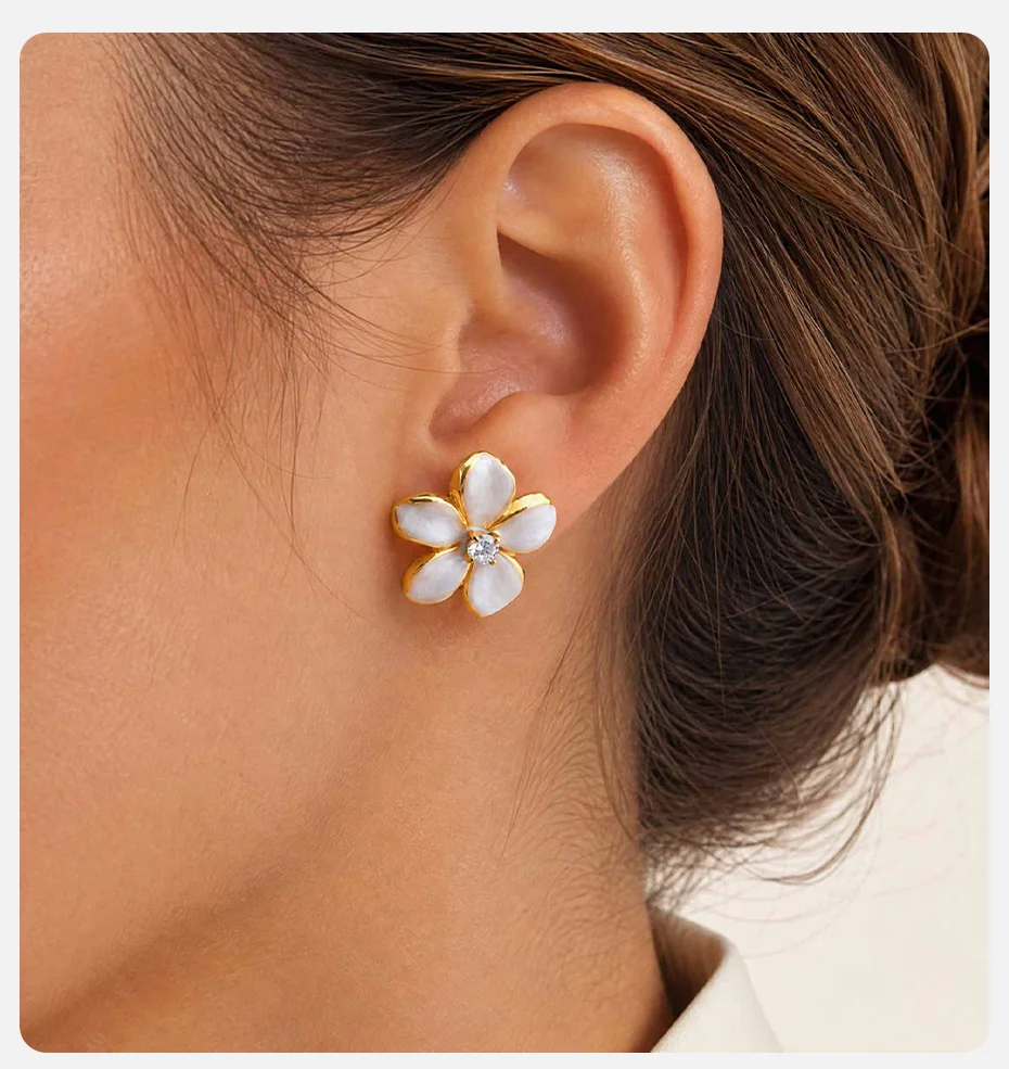 Vnox Trendige Niedliche Blumen-Emaille-Zirkonia-Ohrstecker für Frauen, Vergoldete Übertriebene Blumenohrringe, Alltags- und Party-Schmuck – Detail 2