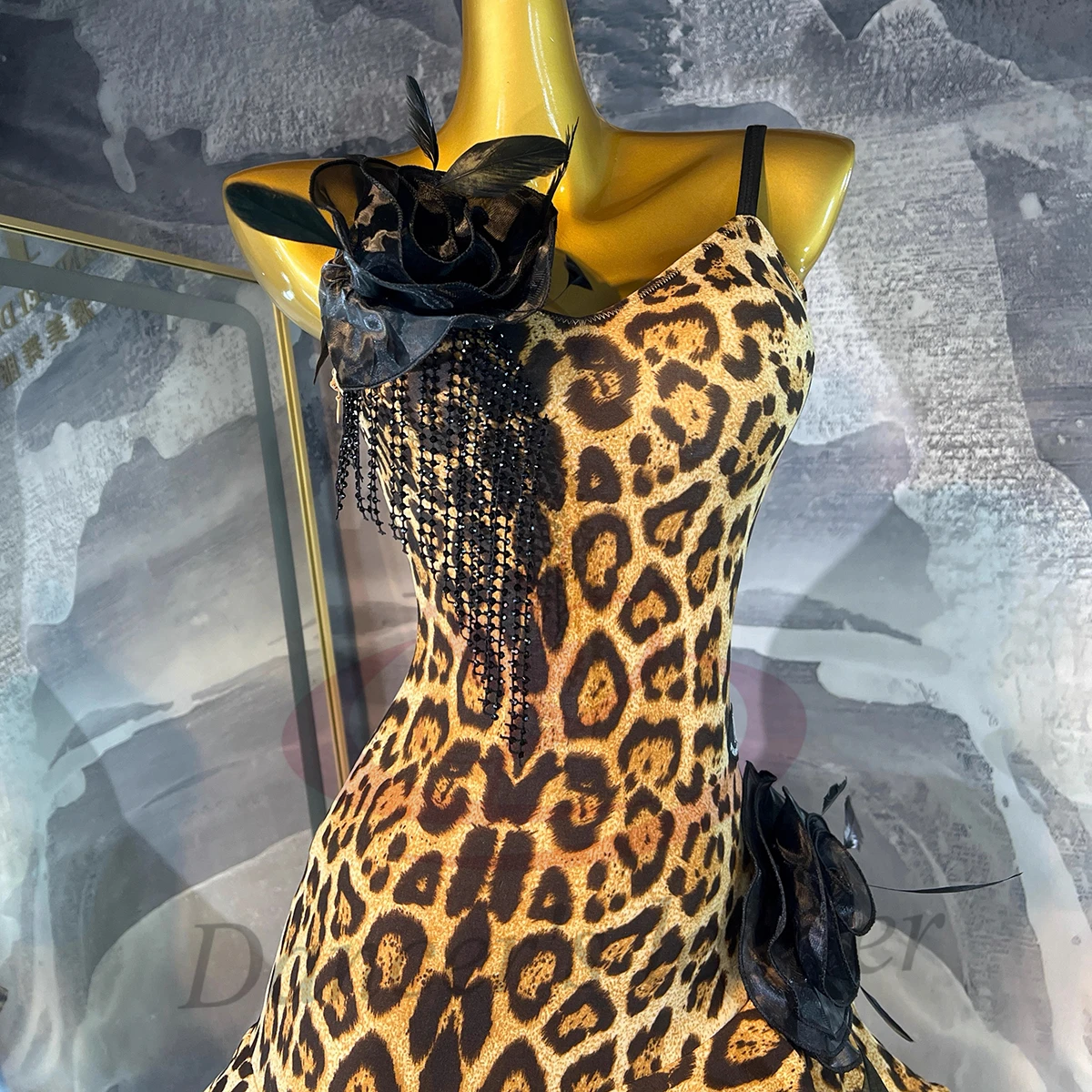 Latein-Tanzkostüm für Damen, Erwachsene und Kinder, hochwertiger, maßgeschneiderter Rock mit Leopardenmuster, präzises Tango-Performance-Kleid