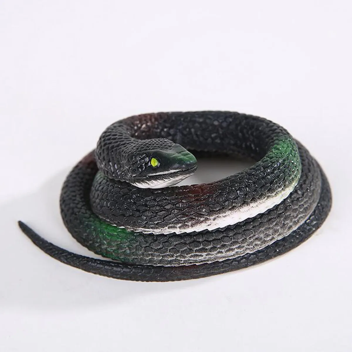 Rubber Round Head Snake Fake Snake Prank Prop Random Color for Halloween April Fools Simulation Trick Prank Toy