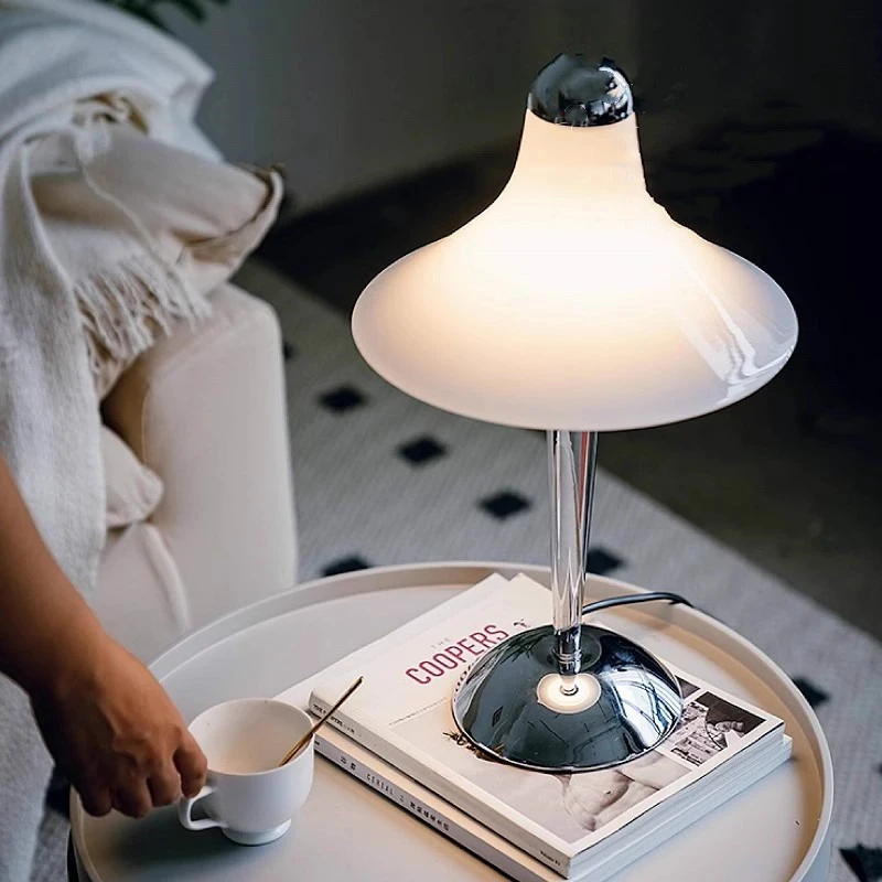 

French style light luxury minimalist study living room horn lampshade desk lamp bedroom bedside glass desk lamp