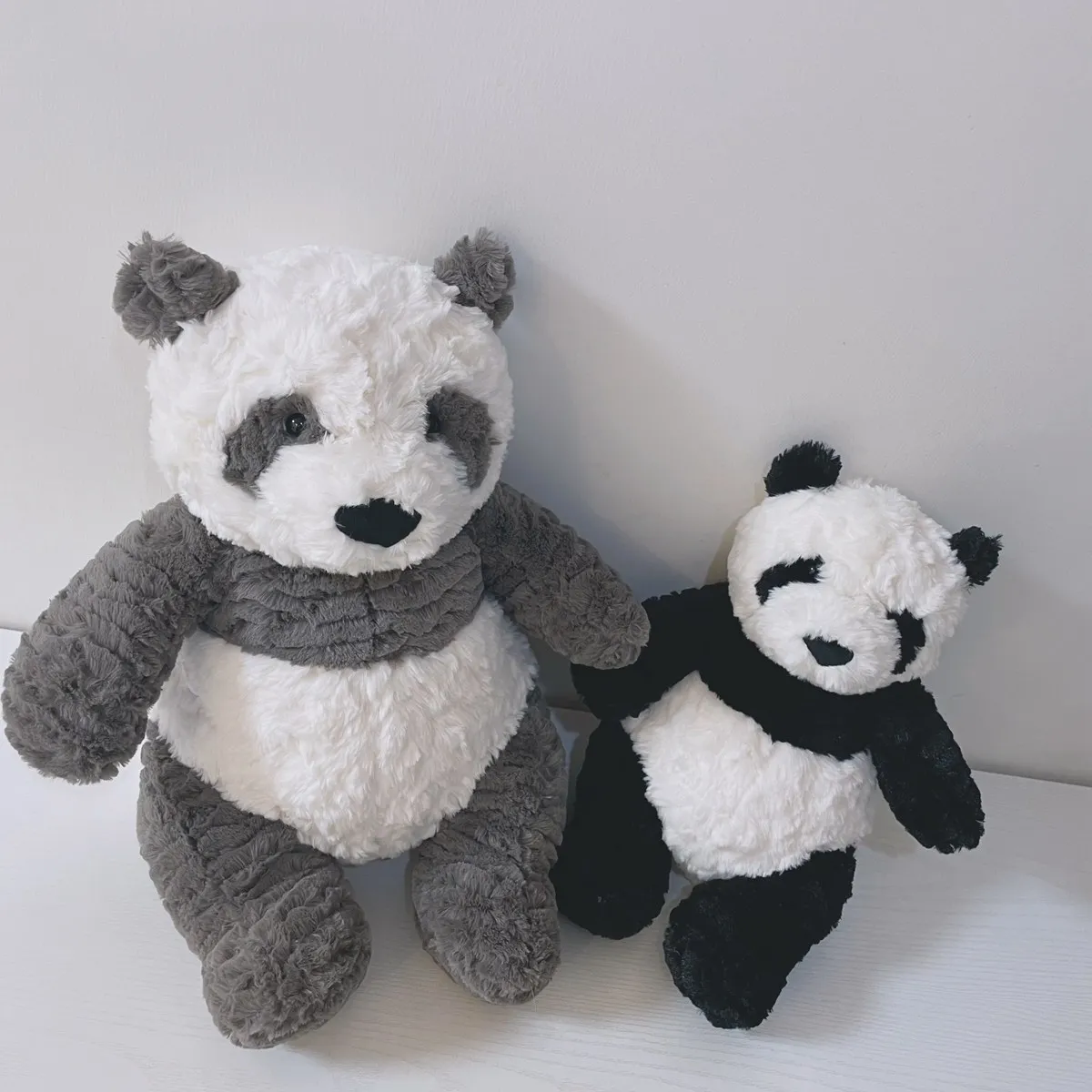 

Милая кукла-панда, цветок, гигантская кукла-панда, плюшевая игрушка, черно-белый медведь, детская успокаивающая кукла для сна