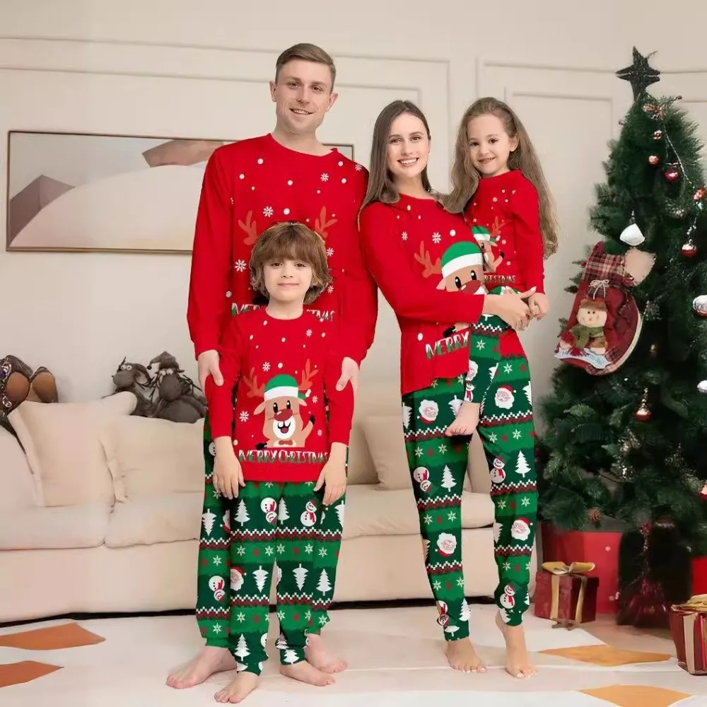 

New Christmas Family Matching Outfits Soft Cartoon Printed Adult Kids Loungewear Santa Deer Christmas Pyjamas Set Winter
