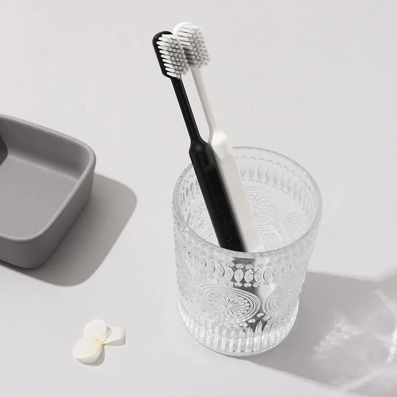 شاومي فرشاة الأسنان الفضة أيون فرشاة الأسنان المضادة للبكتيريا أبيض وأسود لينة شعيرات فرشاة الأسنان مادة pp للزوجين الأسرة