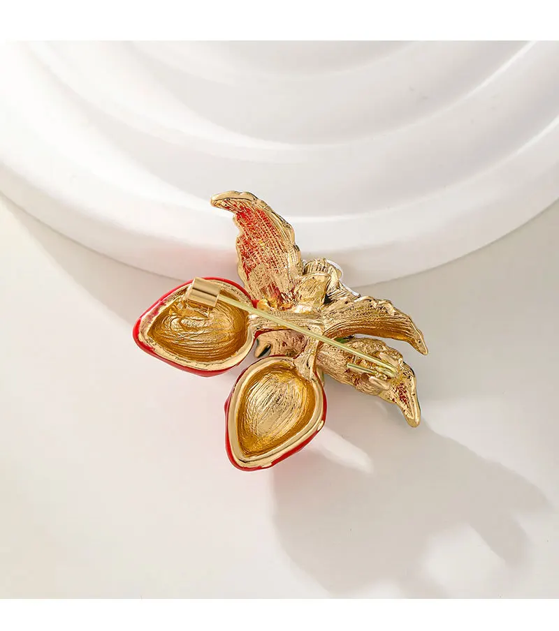 Cute Flower Strawberry Girl Brooch Drip Oil Silk Scarf Button Clothing Versatile Accessories Fruit Pin