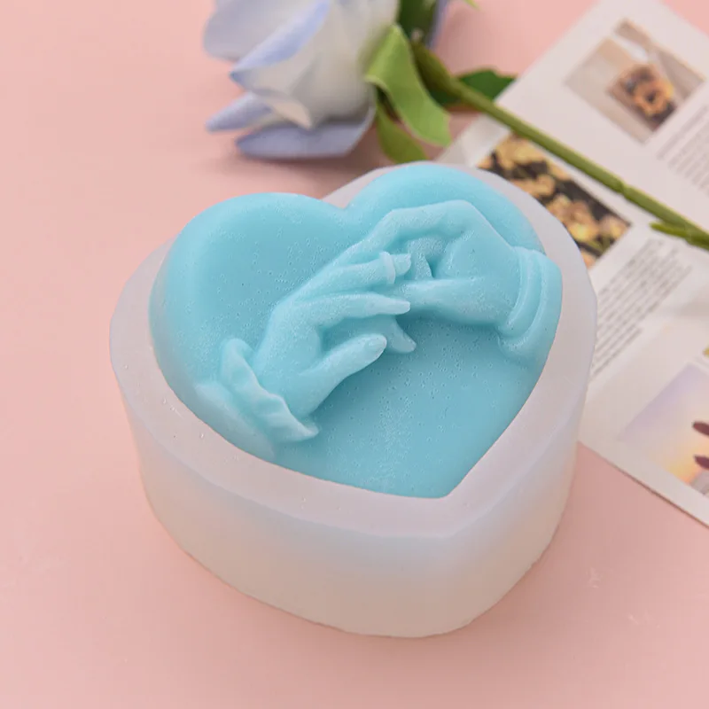 3d Heart-Shaped Hand In Hand Silicone Soap Mold Handmade Aromatherapy Gypsum Candle Mould Valentine\'s Day Wedding Decoration