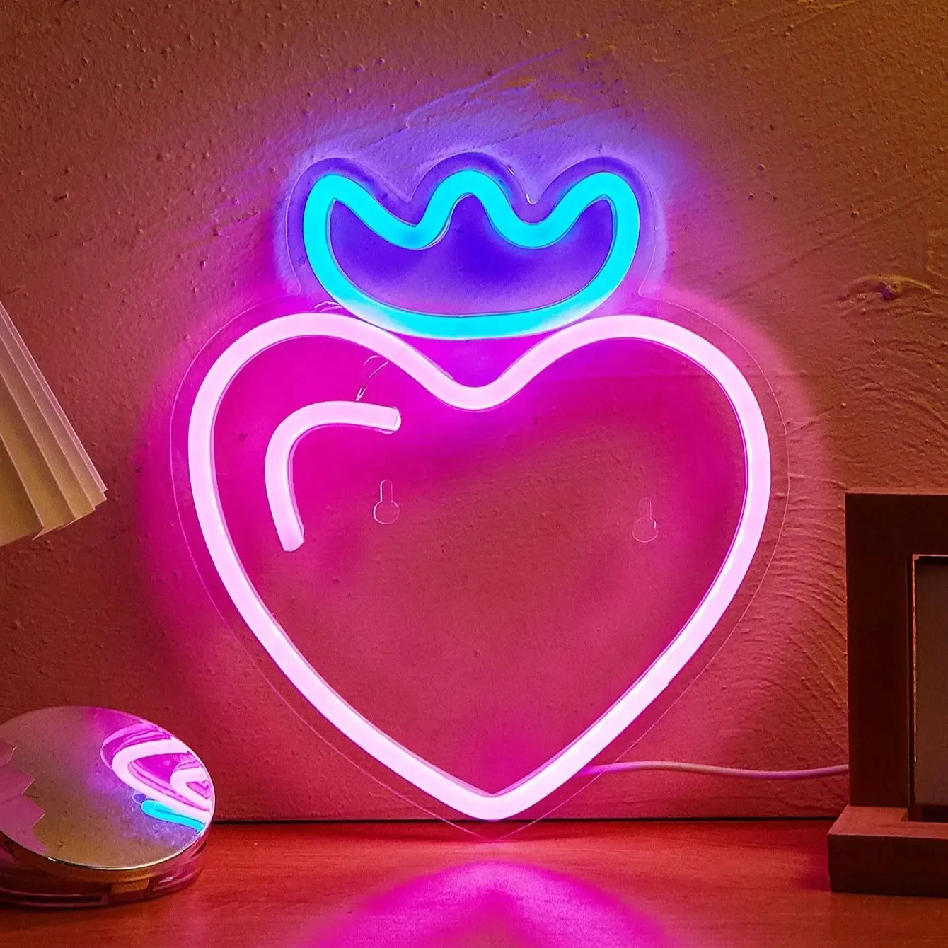 

Love Crown LED Neon Sign USB Powered Night Light 3D Wall Lamp Home Room Decor