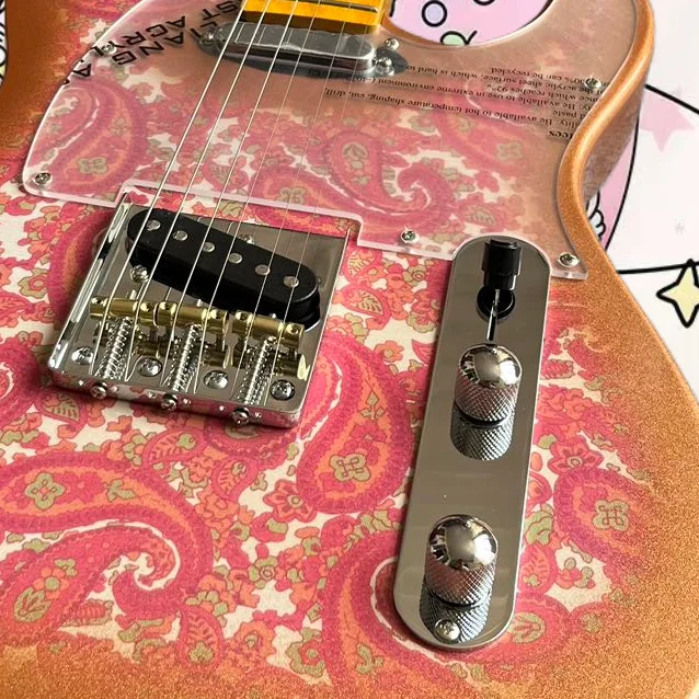 

Electric guitar, factory customized, made of maple and peach blossom wood, with a variety of styles. In stock, free shipping F12