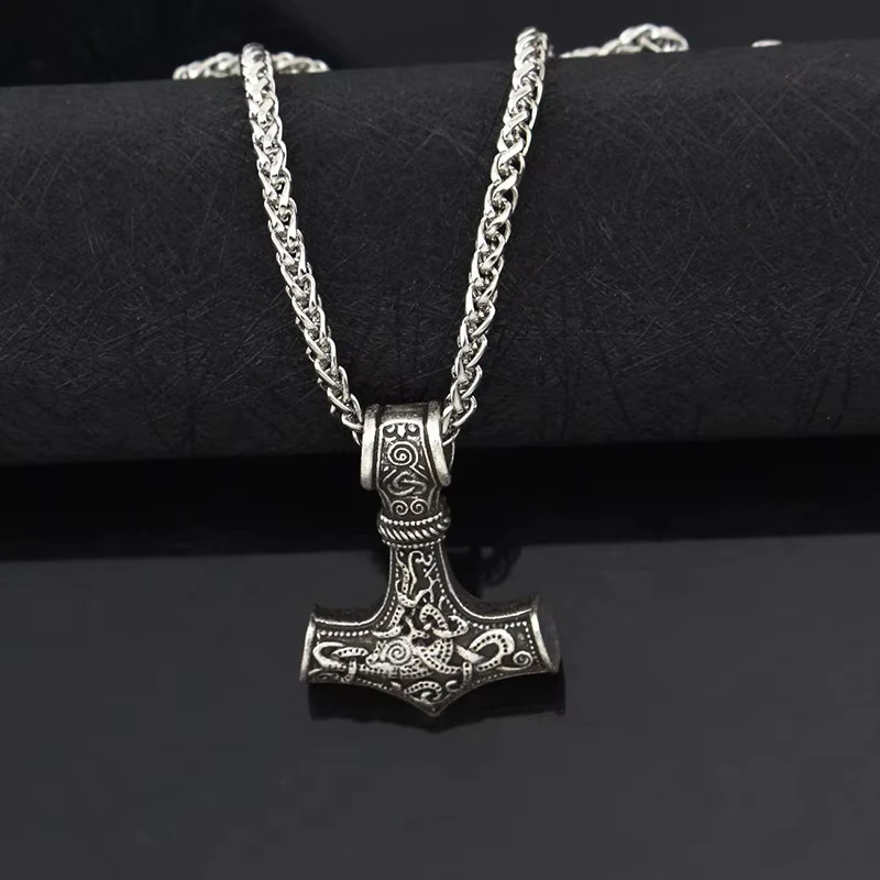 Punk Necklace for Men Thor Hammer Mjolnir Viking Amulet Hamm