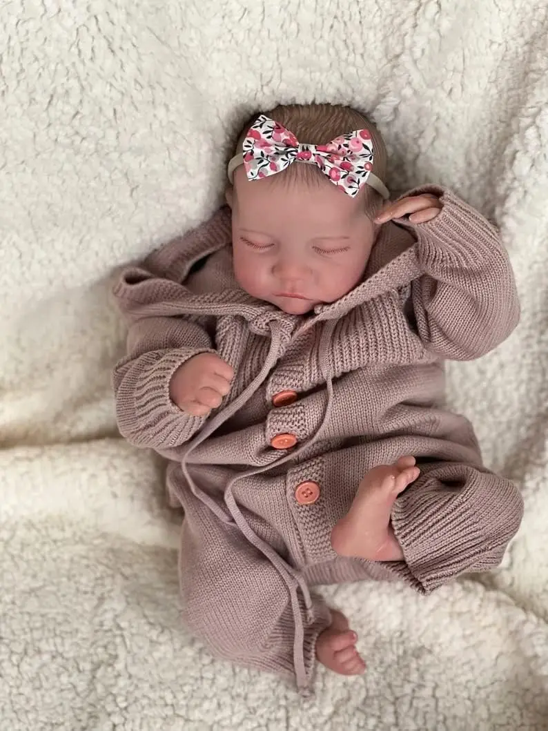 

Lifelike Reborn Doll – 48cm Bathable Realistic Baby Doll