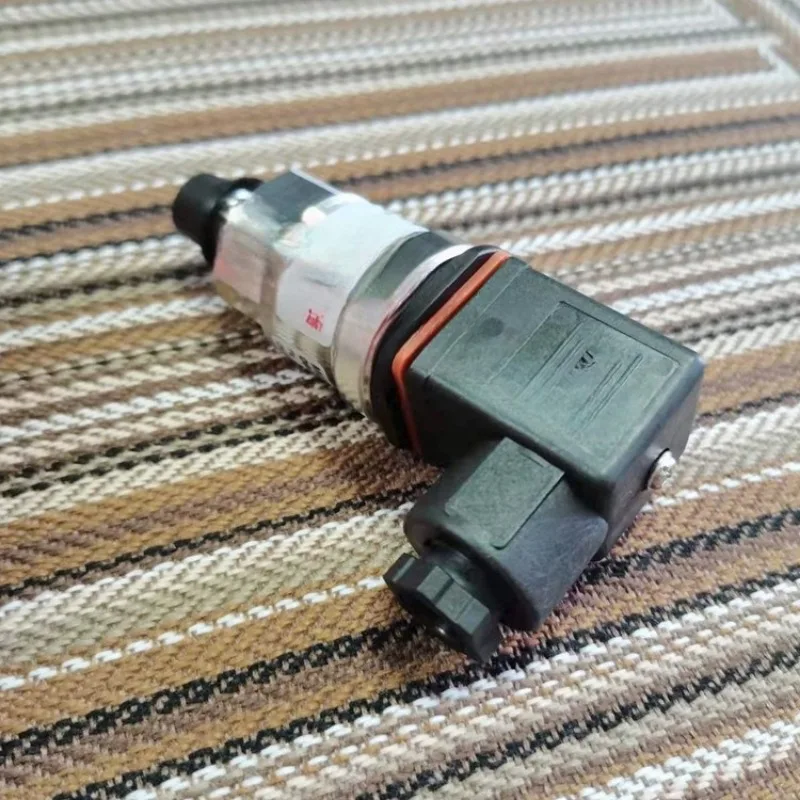 Parts for Danfoss Pressure Sensor MBS3050 060G3557 060G1850 Injection Molding Machine